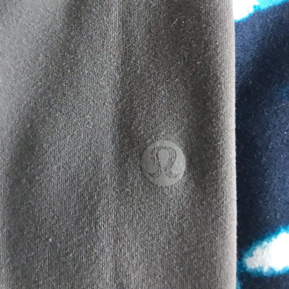 Lululemon Reversible cropped leggings - Picture 3 of 5